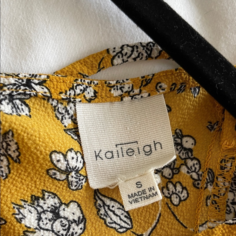 Kalleigh Yellow Floral Top